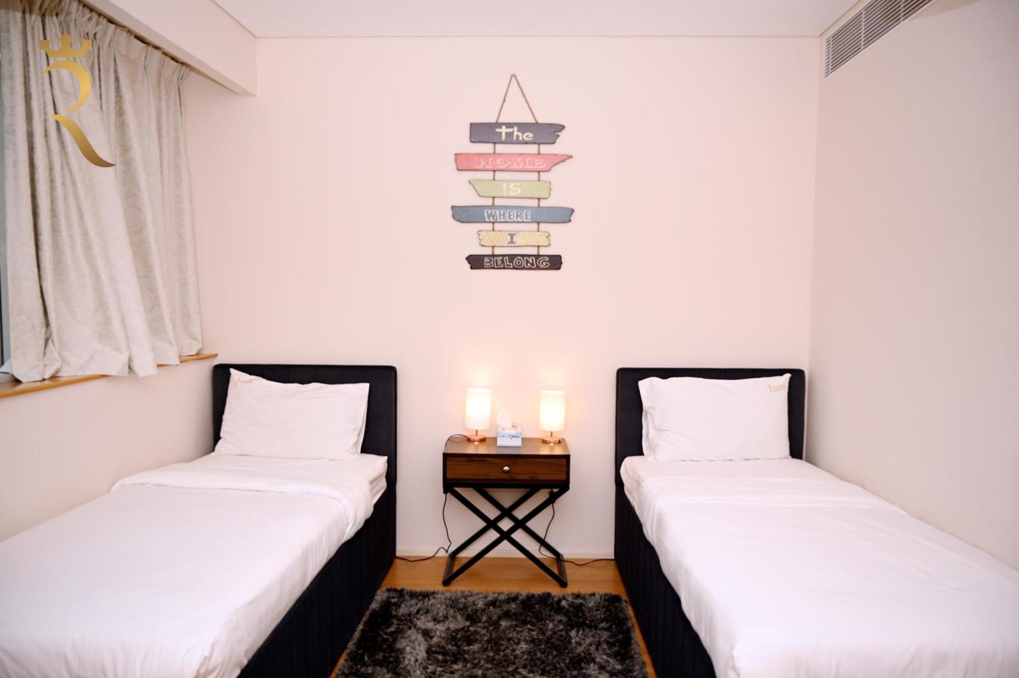 Apartment Your 2br Luna Retreat With Access In Al Rahba